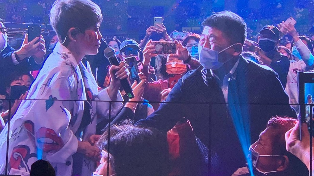 陳時中去年參加詹雅雯演唱會。（圖／翻攝自Ivy與國華的生活分享臉書）