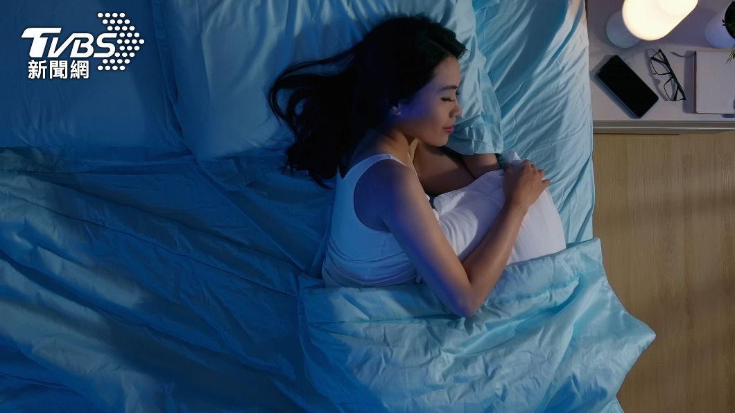 異位性皮膚炎也會嚴重影響到睡眠品質。（示意圖／shutterstock達志影像）