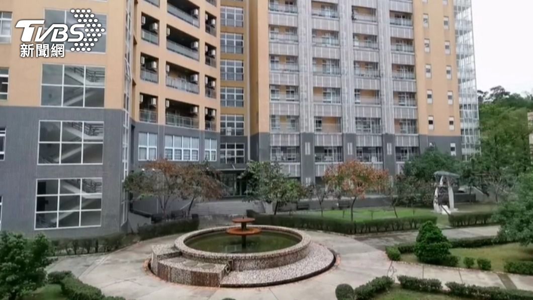 愛慕女職員！噁男跟蹤多日　平安夜闖大學系辦襲胸