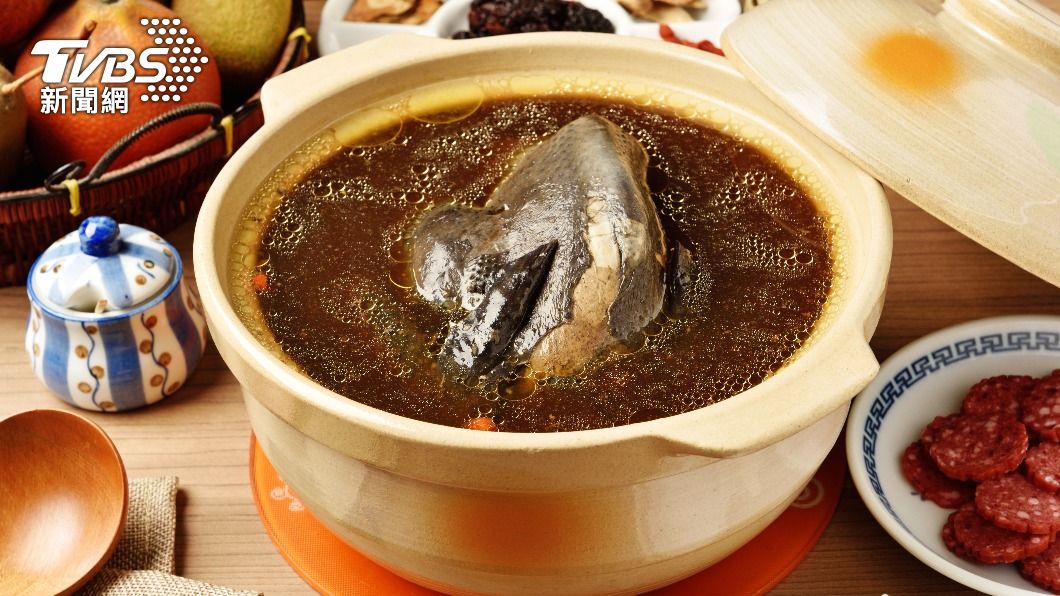 烏骨雞比較補?專家親曝營養真相 天冷燉湯雞肉這樣挑