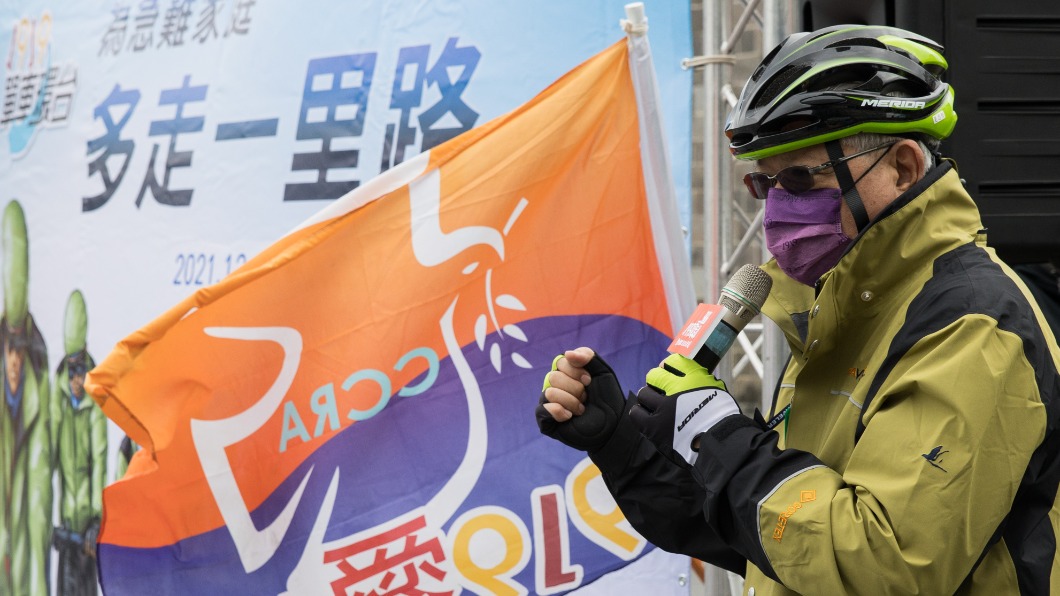 即使疫情仍然嚴峻,但1919單車環台仍堅持不放棄,甚至今年參加的勇士還是歷年最多,高達55位。(圖/社團法人中華基督教救助協會提供)