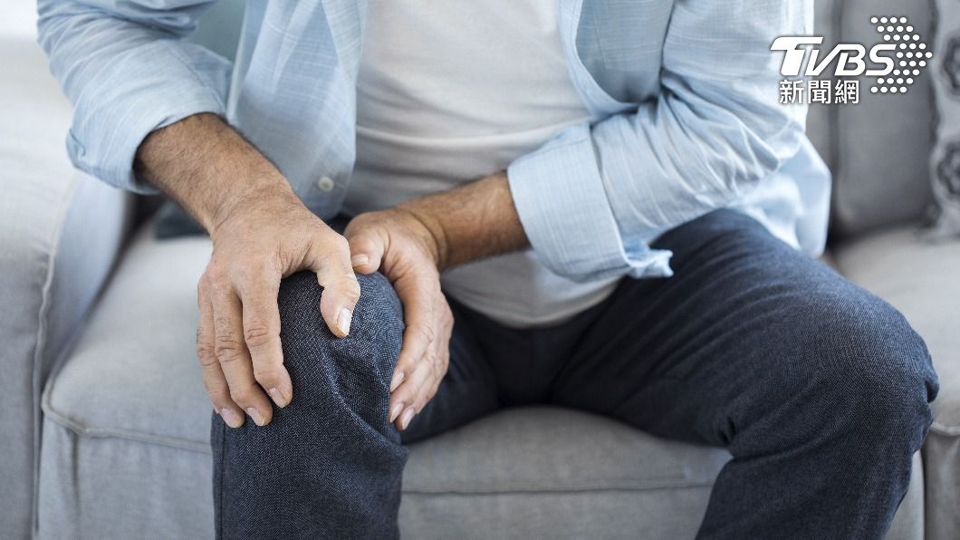 58歲以上長者,每五人就有一人有關節退化問題。(示意圖/shutterstock達志影像)