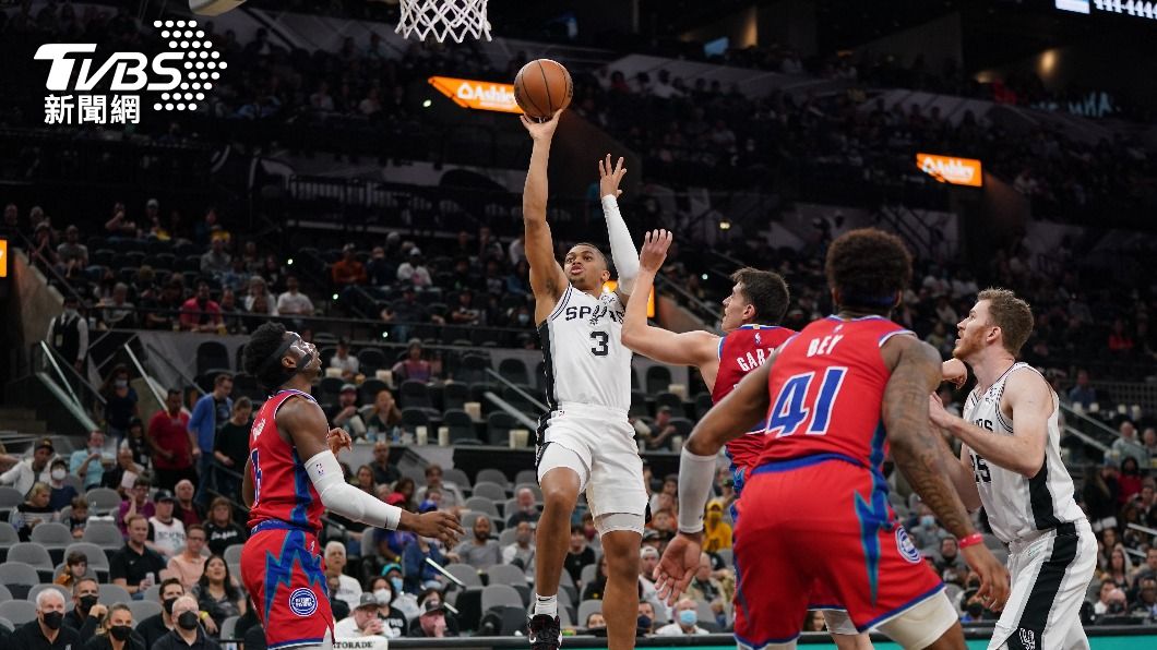 NBA馬刺狂轟本季最高144分 賞活塞客場10連敗