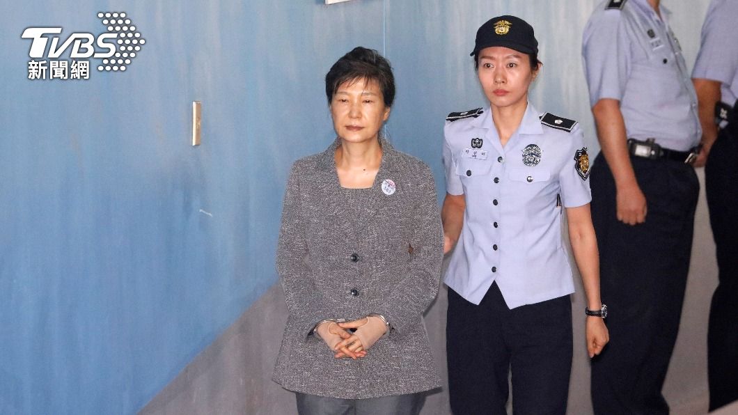 朴槿惠被釋放!世越號罹難家屬難受 反對特赦要求給交代