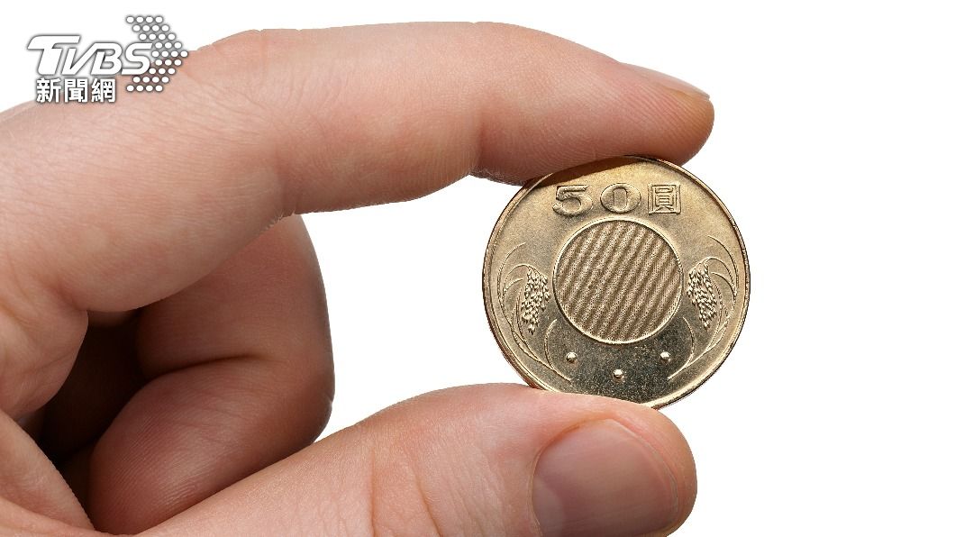 女子佈施50元銅板遭退貨。(示意圖/shutterstock 達志影像)
