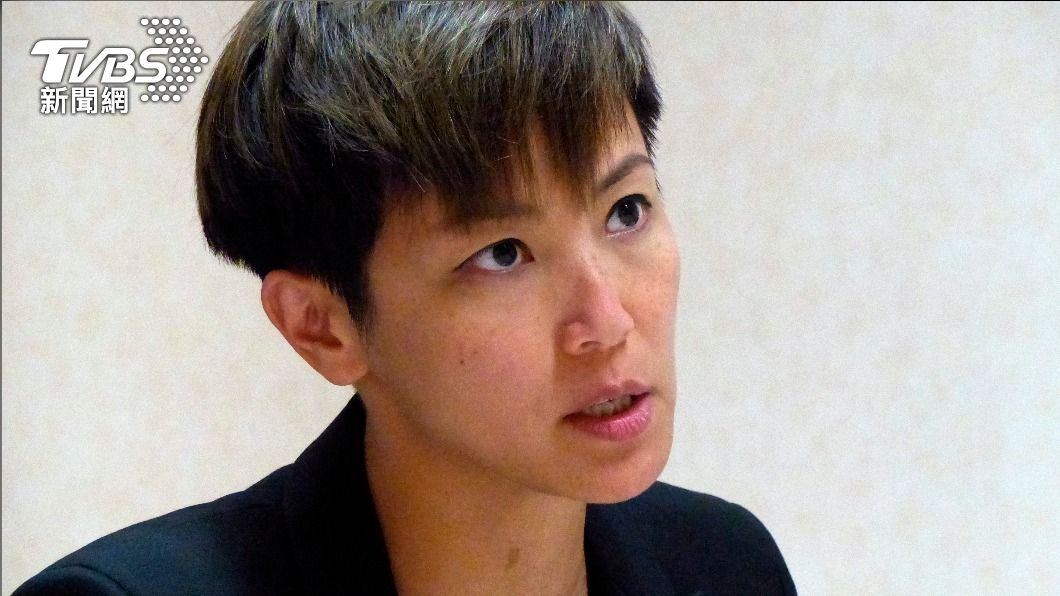 民主運動無役不與！何韻詩遭港警拘捕　發文：我心情OK