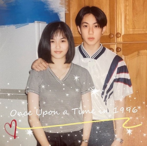 吳尊曬出與老婆的青澀照。(圖/翻攝自吳尊IG)