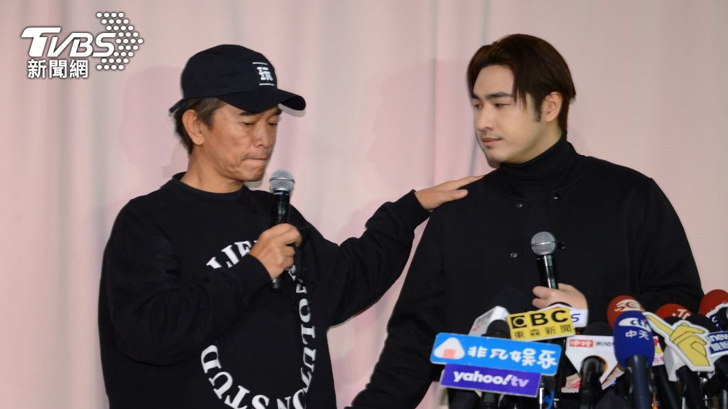 吳宗憲即便放話不出席記者會,但放兒子獨自面對媒體,讓他相當不捨。(圖/TVBS)