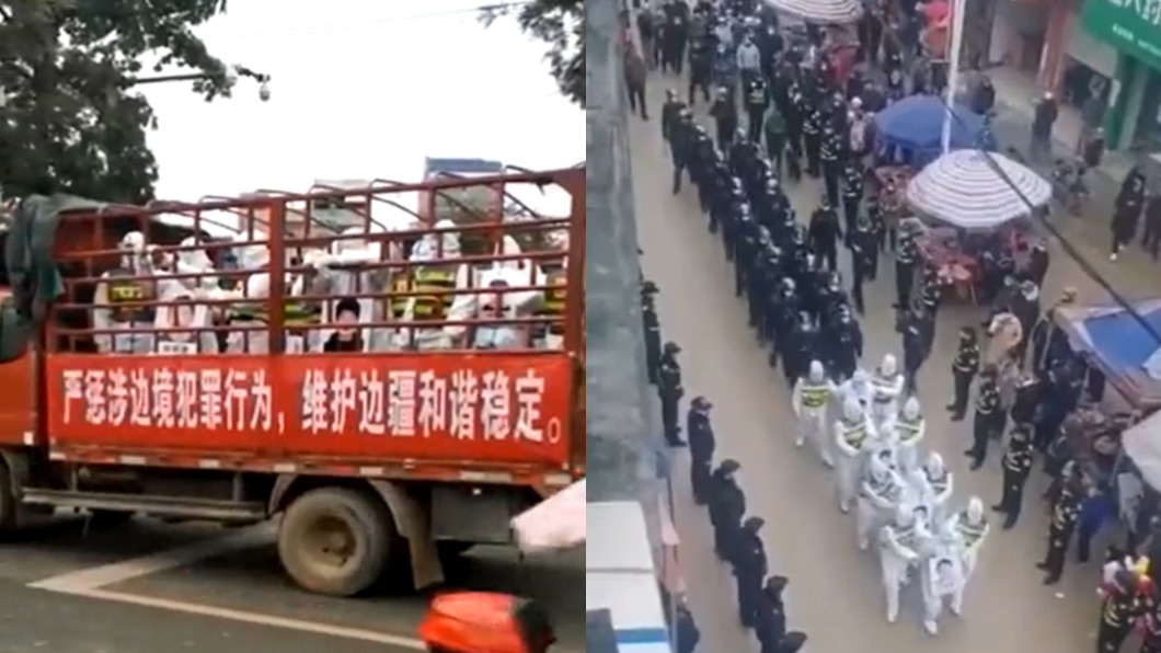 嫌犯被掛有標語的貨車載往遊街現場,大批民眾在旁圍觀。(圖/翻攝自 Twitter)