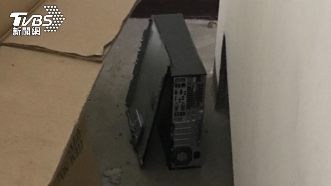 男子心情不好 竟赴派出所砸電腦、印表機