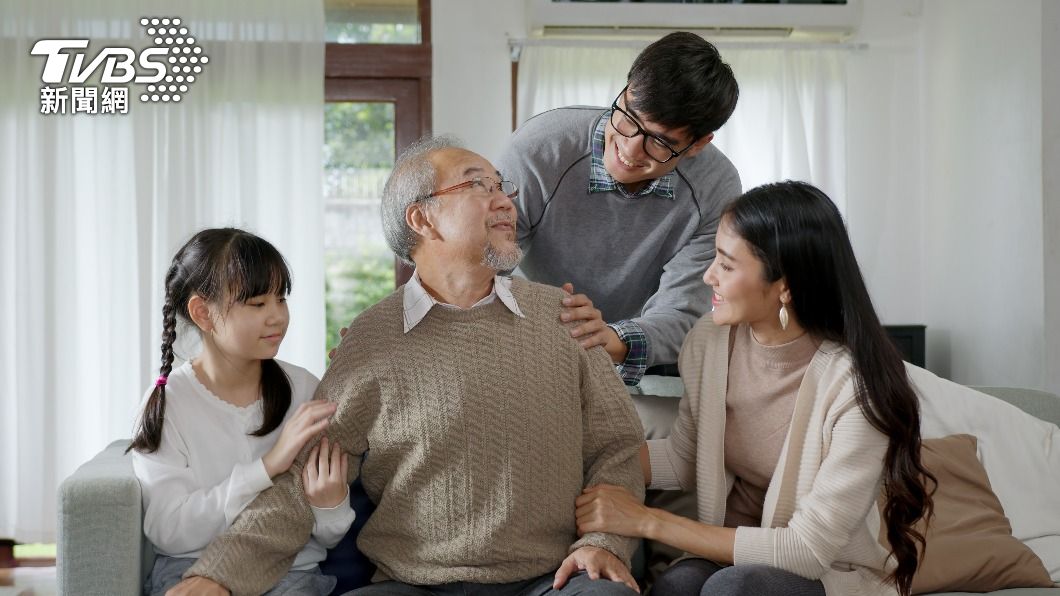 爸媽的小棉襖！「5星座」孩子最貼心　第一名是黏人小太陽