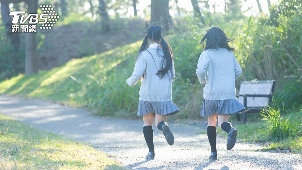 明星學校「借遷戶籍月租3千」 讀9年32萬網嘆:合理