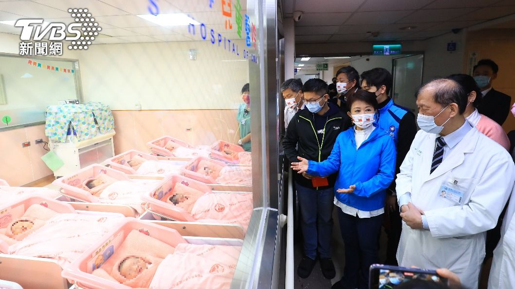 生育津貼今變2萬!台中媽多忍2分鐘…生元旦寶寶領到了