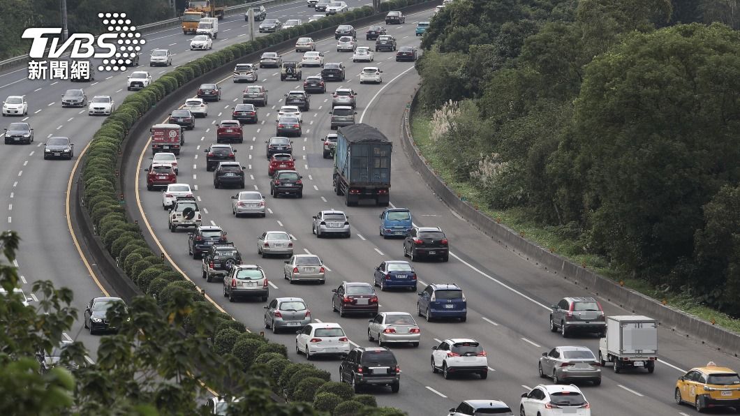 元旦連假最後一日!北上車潮湧現 國道9路段恐塞爆