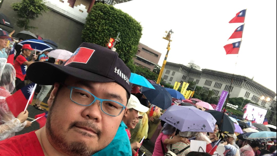 四叉貓過去經常出席韓國瑜造勢場合。（圖／翻攝劉宇臉書）