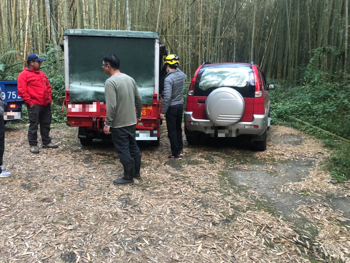 7旬翁爬霹靂山步道失蹤,警消至今仍未尋獲。(圖/消防提供)