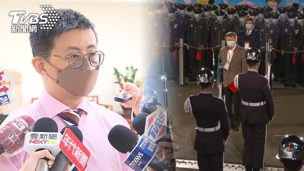 心疼柯文哲被罰站?呱吉喊總統府「沒品」 聲援:覺得可憐