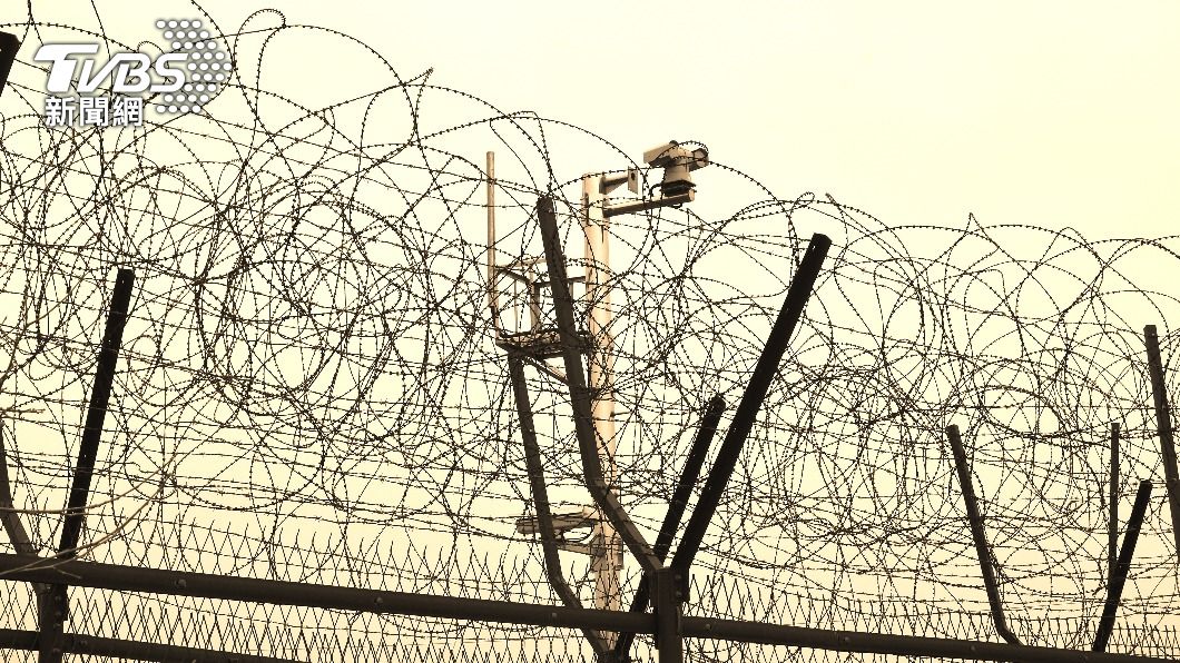 南韓軍方事發後3小時未察令社會大眾嘩然。（示意圖／shutterstock達志影像）
