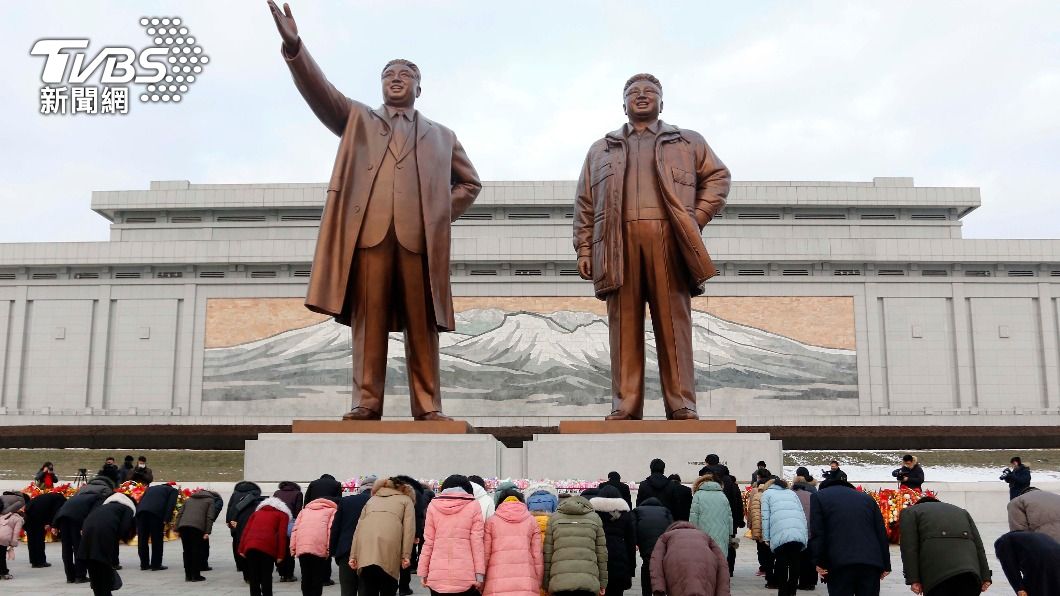 金正恩藉由射飛彈讓人民心生恐怖。（圖／達志影像美聯社）