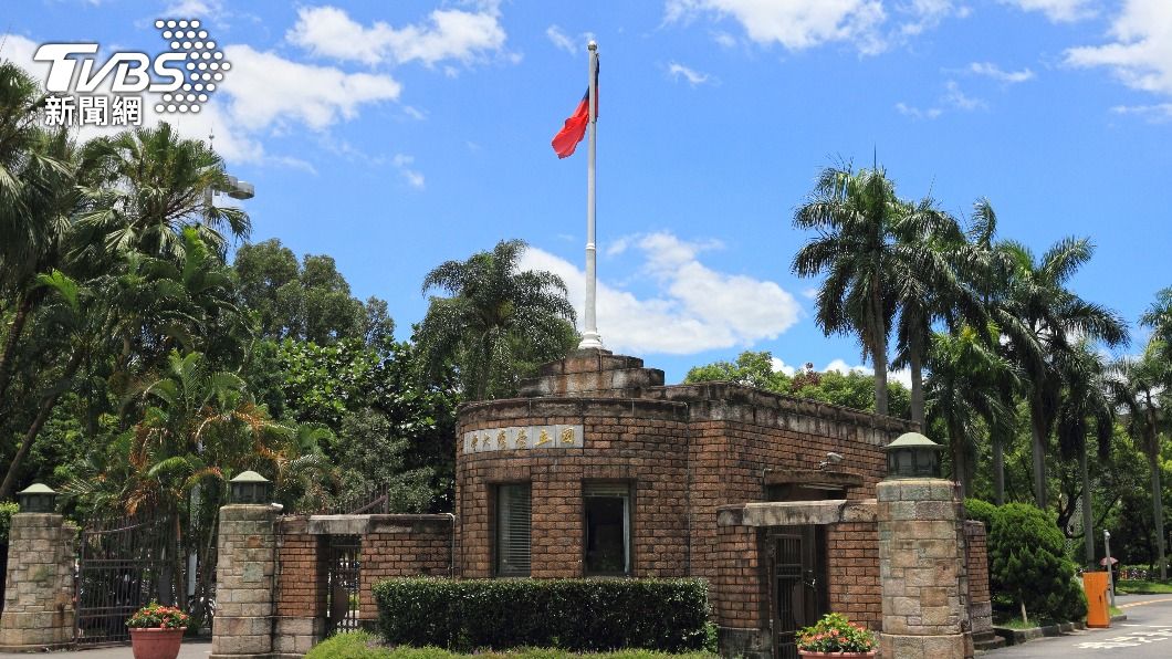 昨日傍晚一名台大女學生驚傳墜樓。(示意圖/shutterstock達志影像)