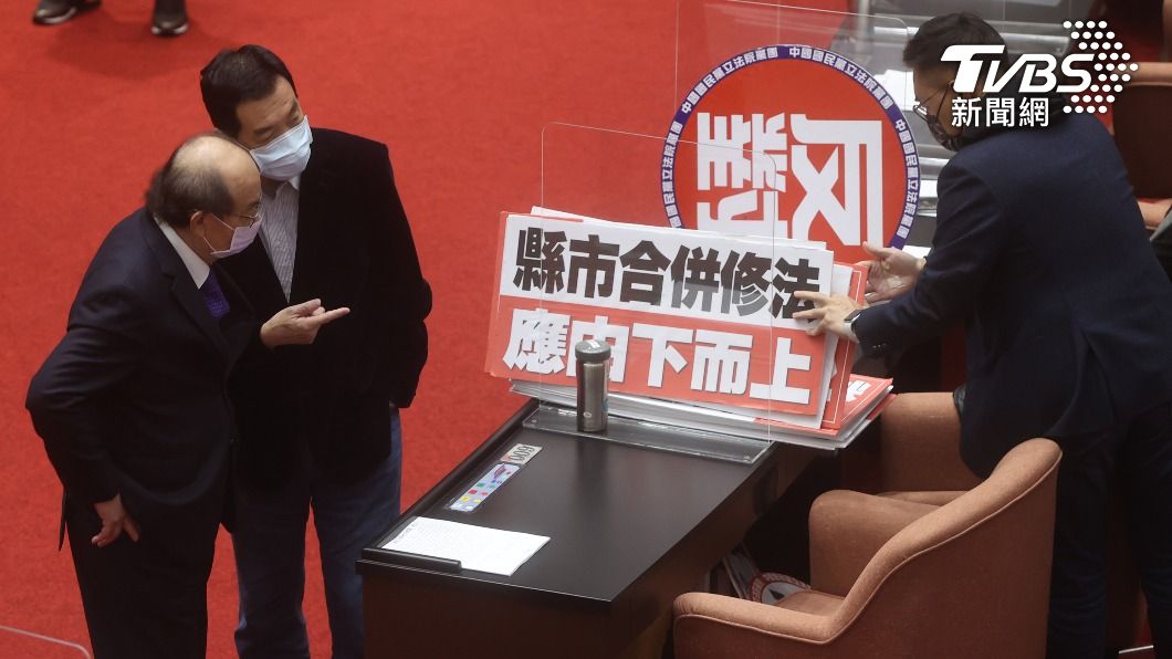 批藍不懂議事程序　柯建銘：臨時會無法表決地制法