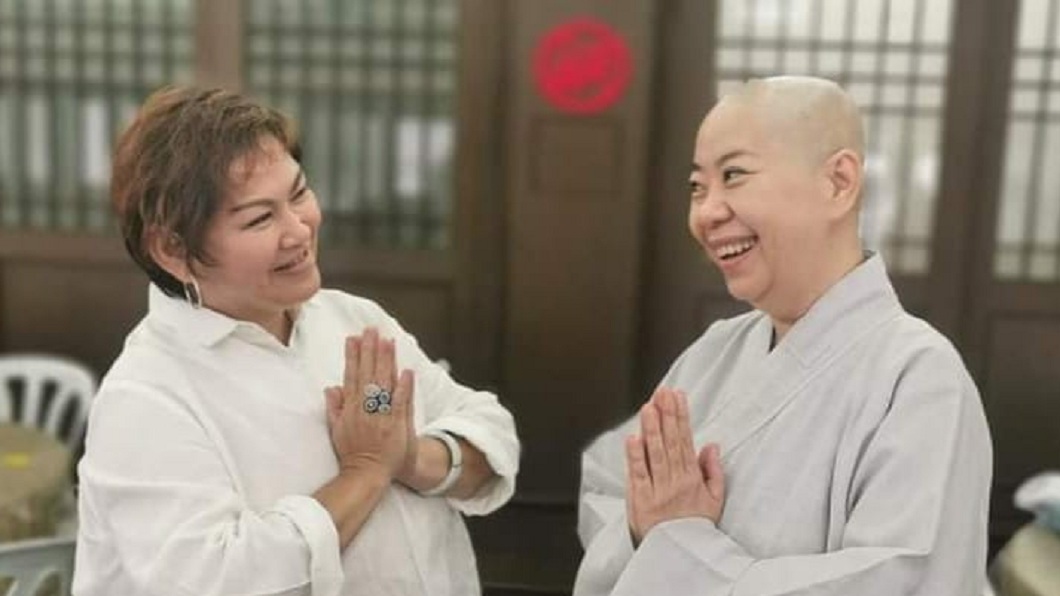賴冰霞自稱早在7、8年前就已有了出家的念頭。（圖／翻攝自賴冰霞臉書）