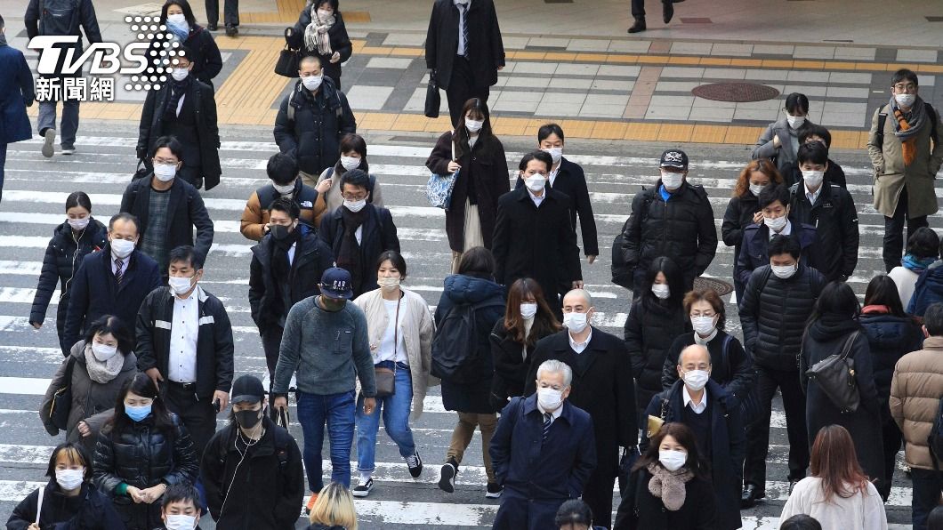日本疫情多點爆發！單日增逾2千例　沖繩占623例