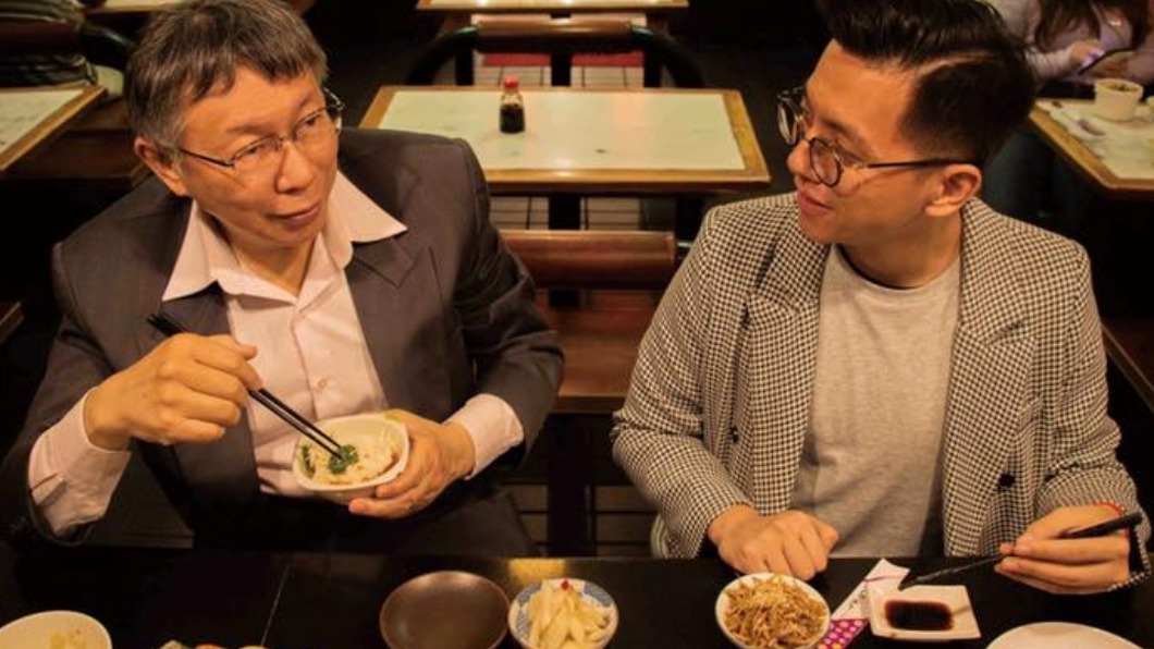 才喊寶寶!柯P現身《華燈》居酒屋 網驚:第三季伏筆?