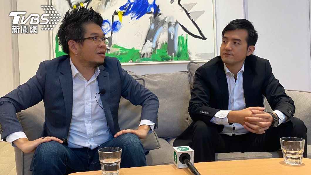 陳士駿(左)在訪談中表示,台裔人士在矽谷的表現相當亮眼。(圖/TVBS)