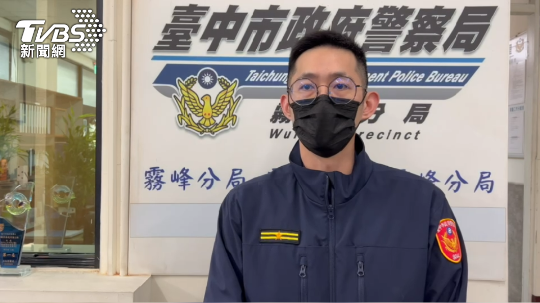 成功派出所副所長王奕程說明案情。(圖/警方提供
