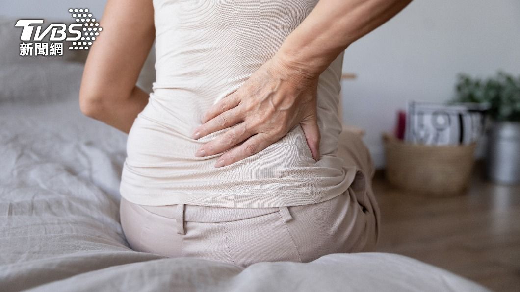 婦女停經後容易骨折。（示意圖／shutterstock 達志影像）