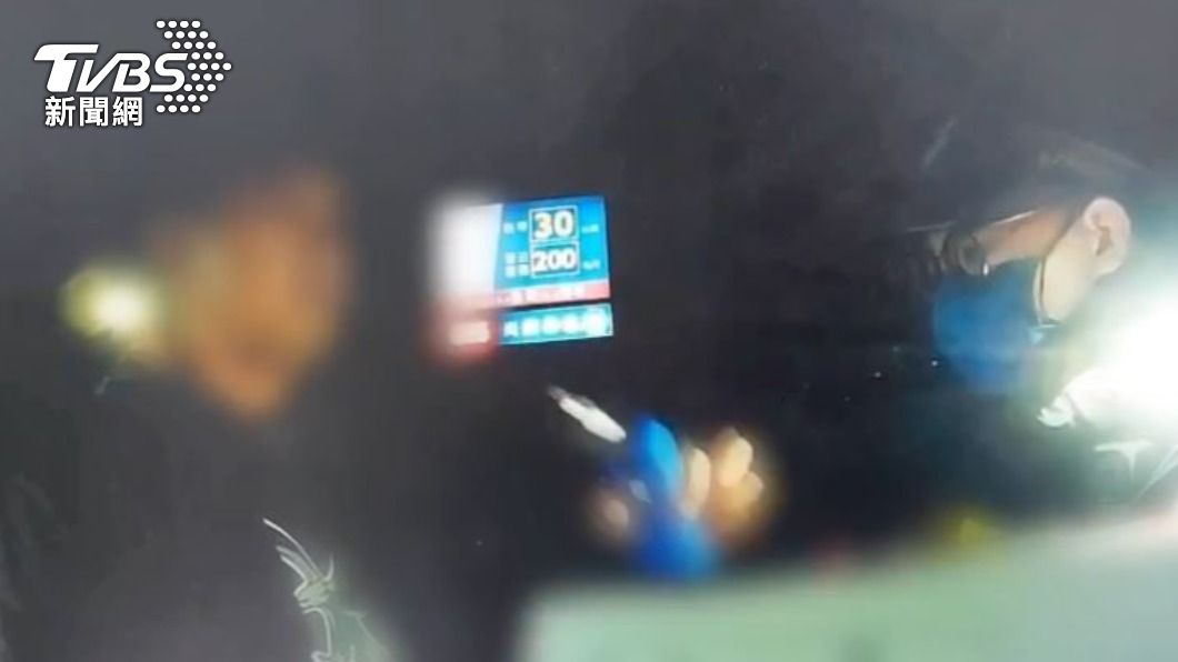 梁姓上校酒測值0.22,遭開罰3萬並扣車。(圖/TVBS)