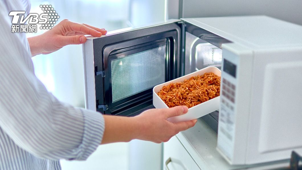 李婉萍指出，微波食品本身不致癌。（示意圖／shutterstock達志影像）