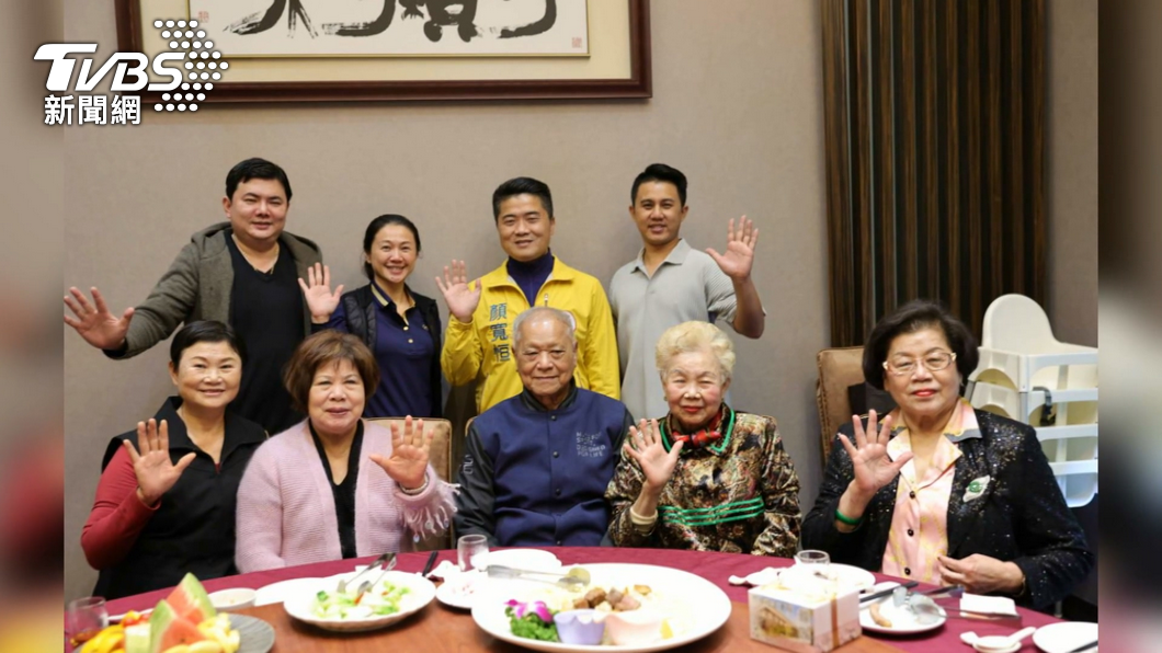 柯媽選前拜廟「巧遇」顏寬恒 他爆料是柯文哲授意力挺