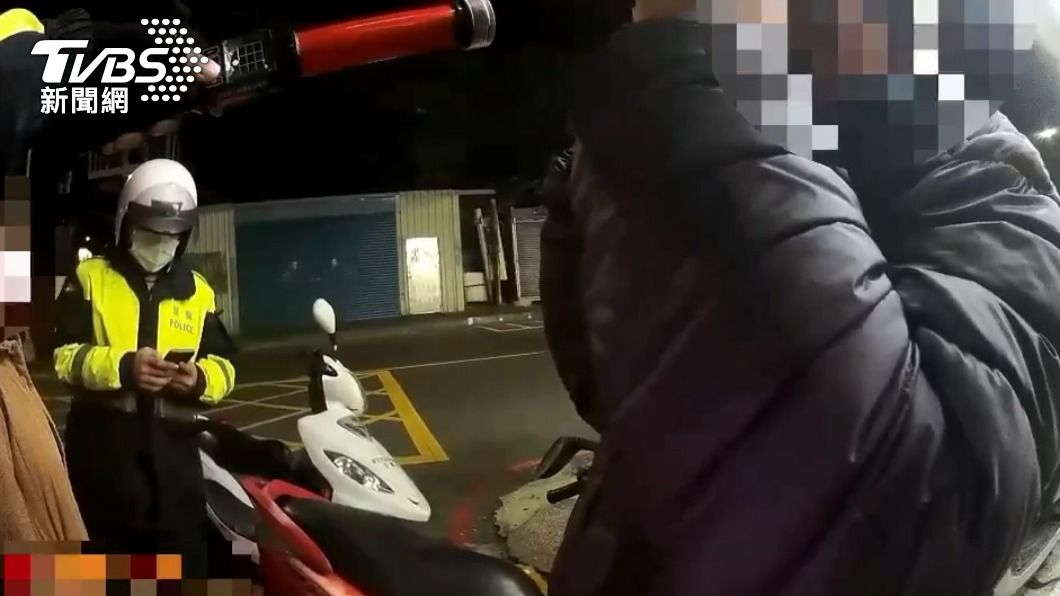 民眾吃完羊肉爐還騎車被抓酒駕。（圖／TVBS）