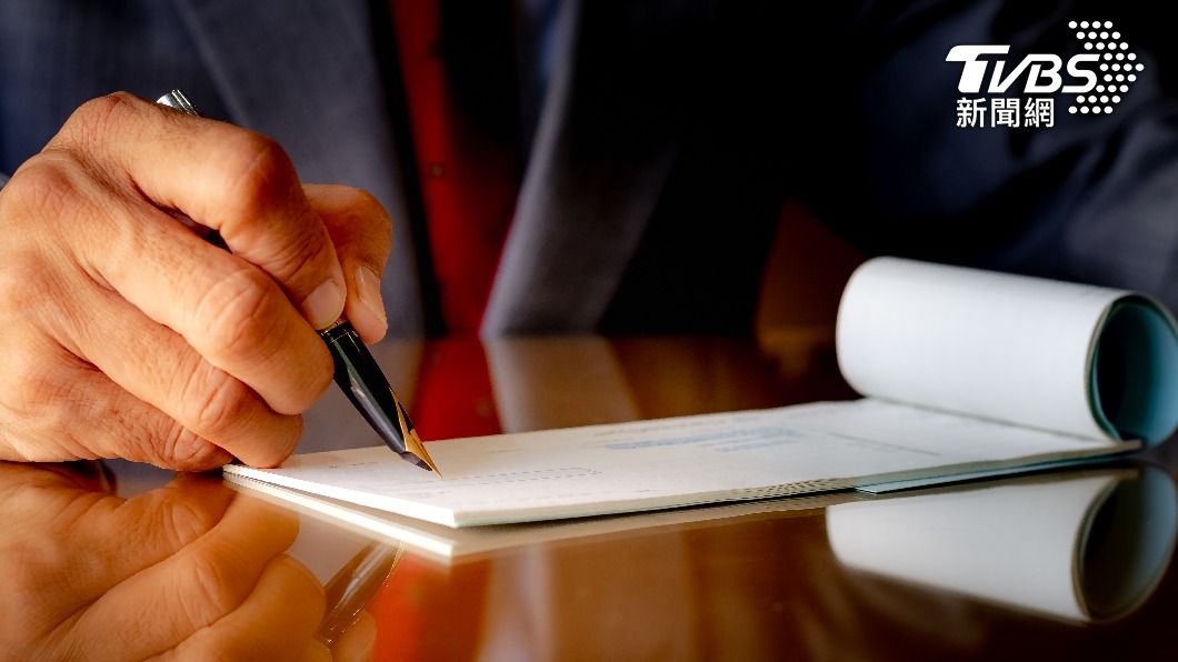 網友表示若找到發票人,可以請對方重新開一張。(示意圖/shutterstock 達志影像)