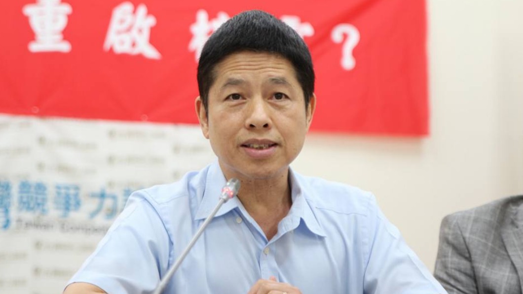龐建國生前受大腸癌所苦。(圖/翻攝自龐建國臉書)