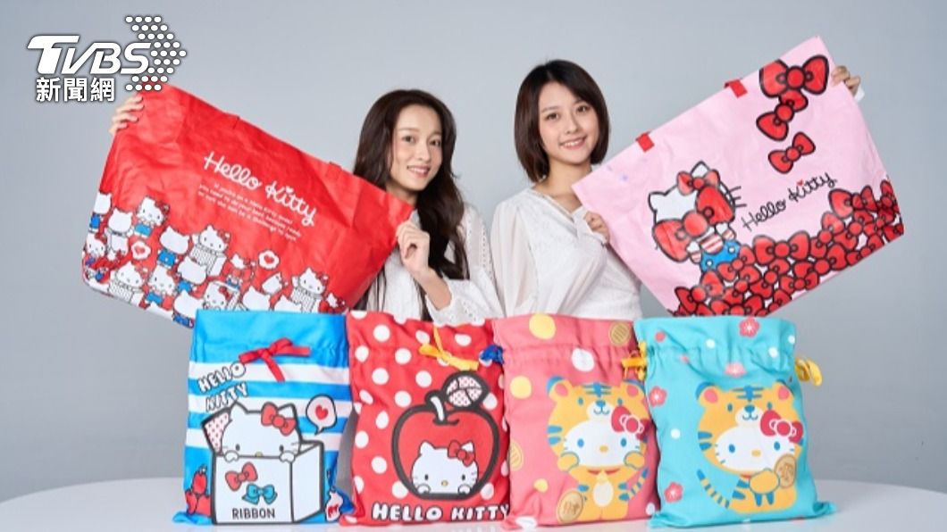 7-11主打HELLO KITTY、角落夥伴和米奇肖像的福袋。(圖/業者提供)