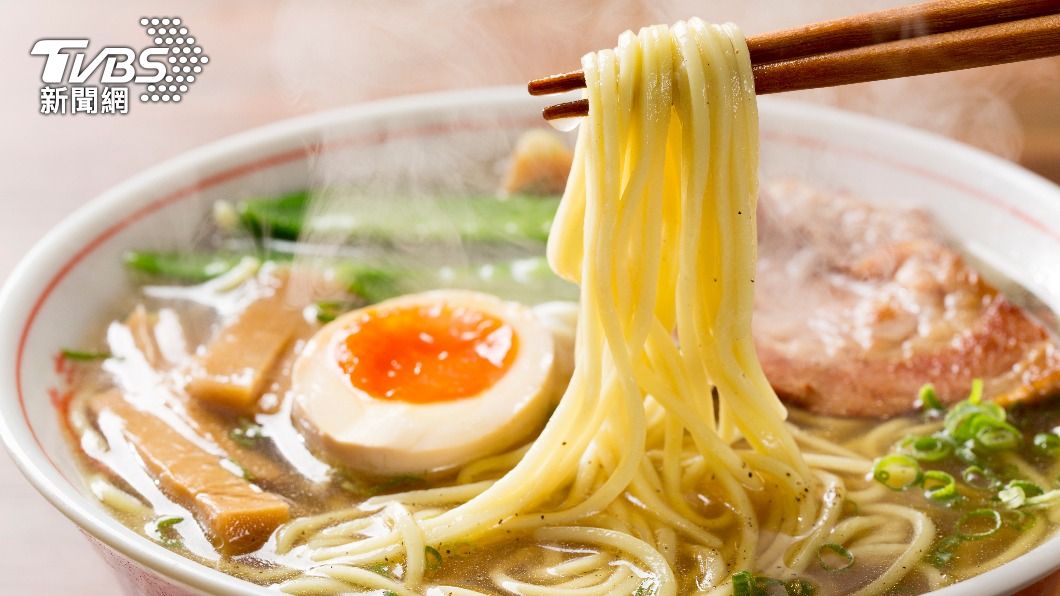 拉麵是許多人愛吃的美食清單之一。(示意圖/shutterstock達志影像)