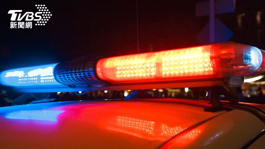 美國兩名警察無視搶劫案,在值勤中跑去他處抓寶可夢。(示意圖/shutterstock達志影像)