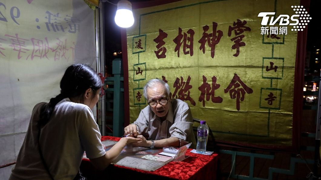 名字中通常寄託家長給孩子的期許，對東方家庭來說，可是馬虎不得。（示意圖／shutterstock達志影像）