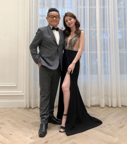 小鐵是許效舜的定心丸。（圖／翻攝自小鐵IG）
