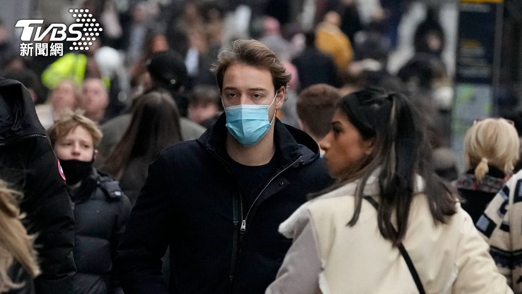 英研究:戴口罩僅露眼睛更有魅力 原因竟是腦補