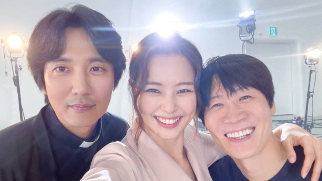 李荷妮憑藉電影《雞不可失》演藝事業再創高峰。(圖/翻攝自李荷妮IG)