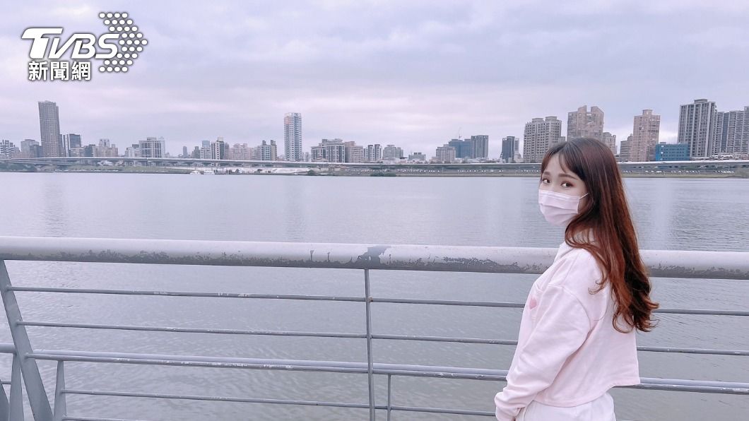 過年不妨去大稻埕碼頭走走、拍拍照。(圖/TVBS)
