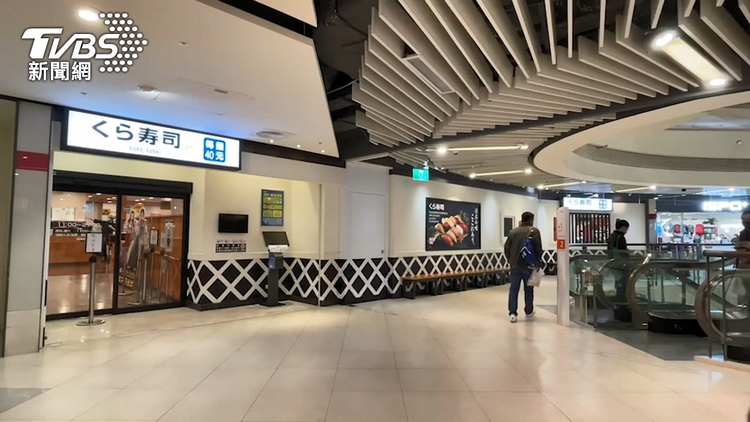女大生曾到新竹巨城裡的藏壽司用餐。(圖/TVBS)