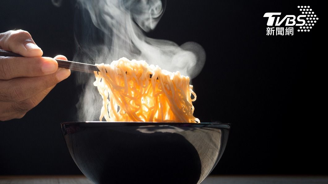 網友認為麵條也是判斷麵店實力很重要的關鍵之一。(示意圖/shutterstock達志影像)
