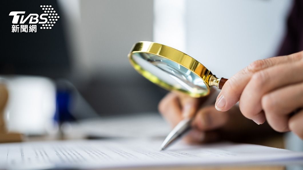 中央銀行為了防止假鈔流通市場，公布「防偽3口訣」。（示意圖／shutterstock達志影像）