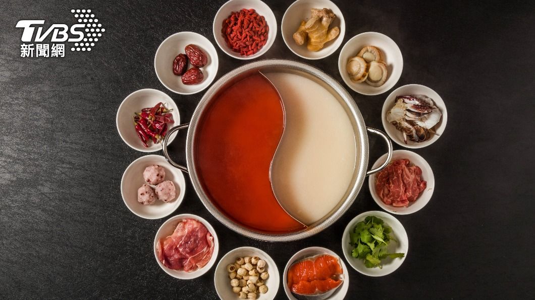 許多網友分享自己煮火鍋的秘訣。（示意圖／shutterstock達志影像）