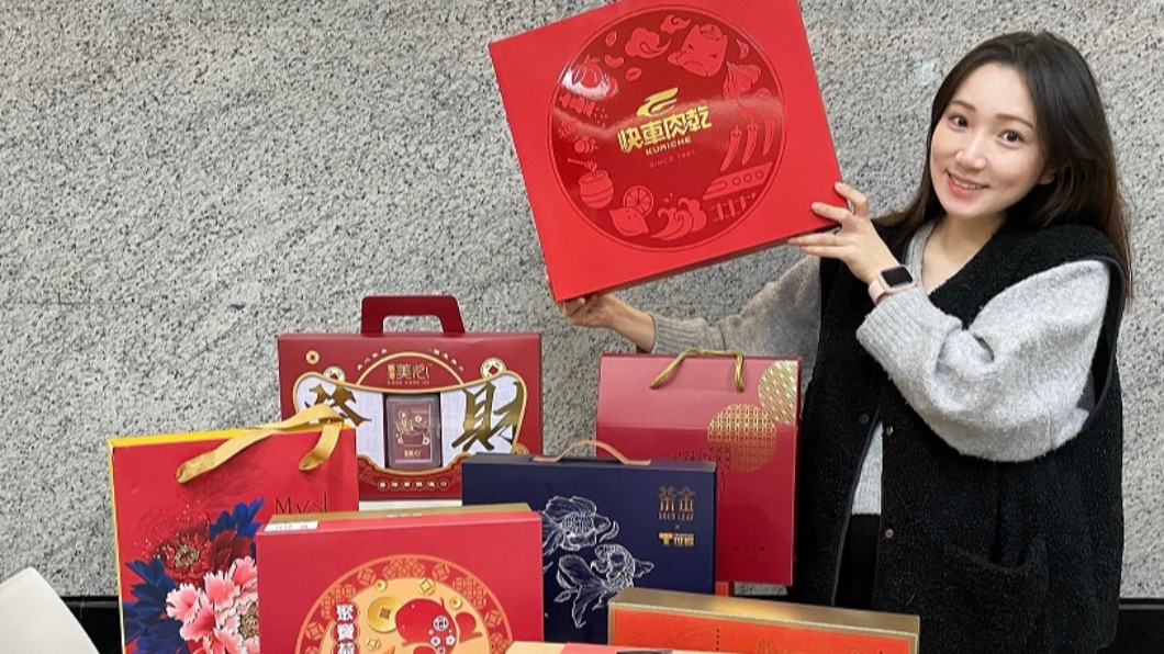 momo購物網也推出「狼吞虎嚥慶新年」優惠。（圖／業者提供）